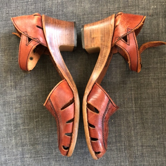 Vintage Brazilian summer sandals - Picture 2 of 5